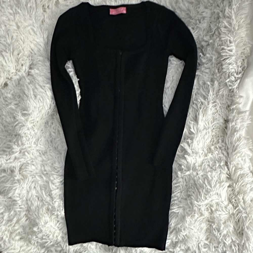 Elegant Black Knit Dress